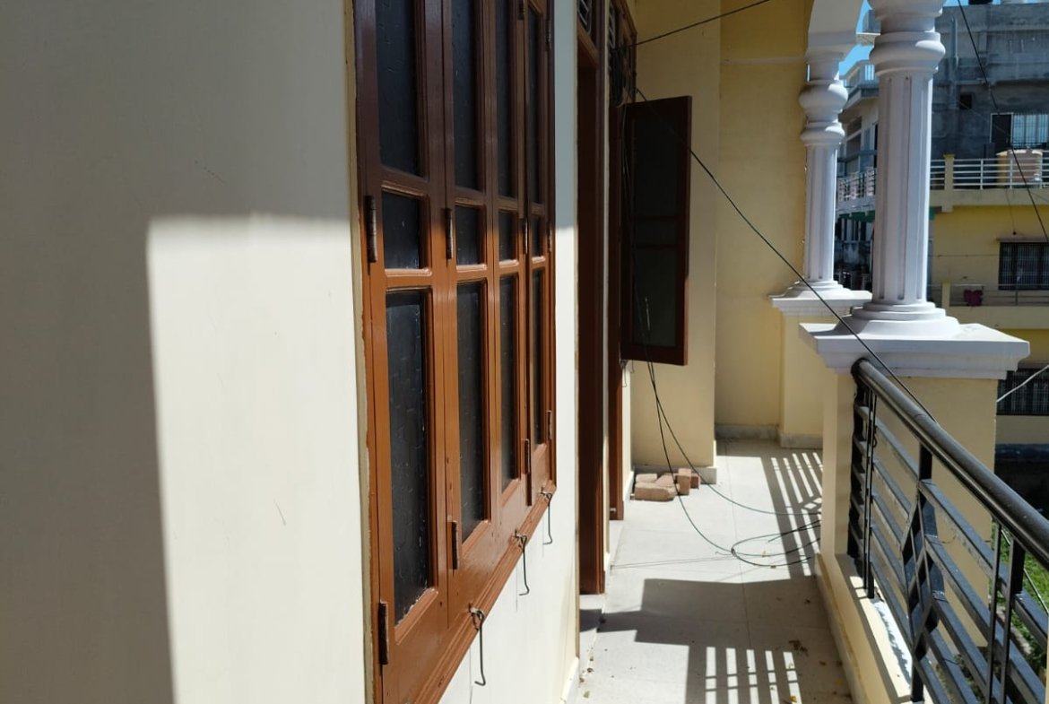 2 BHK FLAT