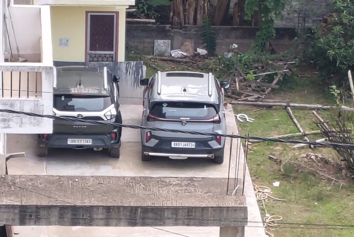 2 BHK FLAT